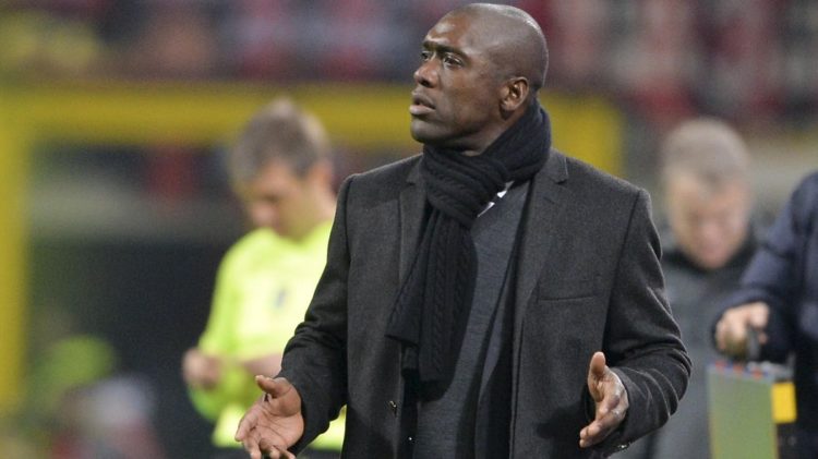 Cameroun : Clarence Seedorf réclame 5 milliards de FCFA pour licenciement abusif - wiwsport Cameroun : Clarence Seedorf réclame 5 milliards de FCFA pour licenciement abusif - wiwsport