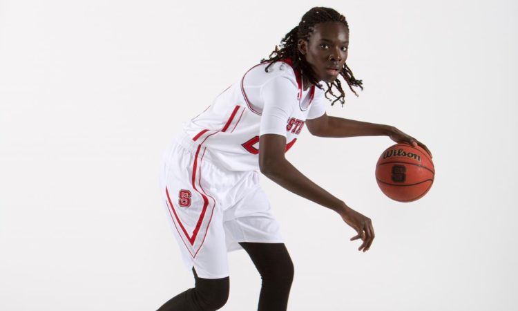 Afrobasket : Lena Niang, l'attaquant diplômée : «Globalement, ce fut une expérience formidable» - wiwsport Afrobasket : Lena Niang, l'attaquant diplômée : «Globalement, ce fut une expérience formidable» - wiwsport