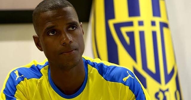 Racisme: Ricardo Faty tacle la FIFA et l'UEFA ! - wiwsport