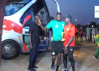 Vidéo- CAN 2021: Préparation Sénégal vs Congo: Regardez l’arrivée des lions au stade Lat Dior de Thiès ! - wiwsport