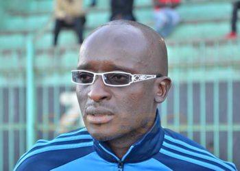 "A Diambars, le statut d'international ne garantit pas une place de titulaire", selon le coach - wiwsport
