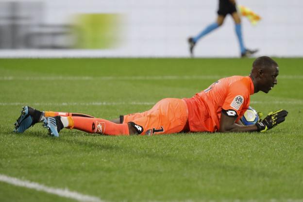 Dijon: Alfred Gomis est blessé - wiwsport Dijon: Alfred Gomis est blessé - wiwsport