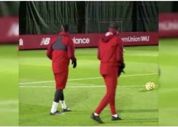 Liverpool : Le but sur coup franc de Sadio Mané à l'entrainement (vidéo) - wiwsport