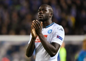 Mercato: Les deux Manchester veulent Kalidou Koulibaly, Naples veut faire grimper les enchères - wiwsport