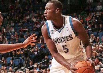 En mode double-double, Gorgui Sy Dieng et Timberwolves arrachent la victoire face à Sacramento (105-104) - wiwsport