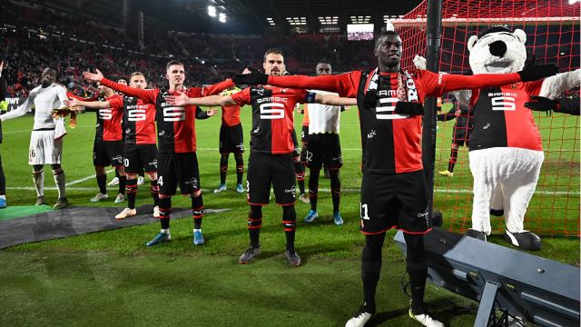 Mbaye Niang porte Rennes avec son doublé pour battre Angers (2-1) - wiwsport