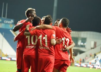 Turquie - Kasimpasa vs Gaziantep : Djilobodji marque et s'impose contre Mame Baba Thiam buteur ! - wiwsport