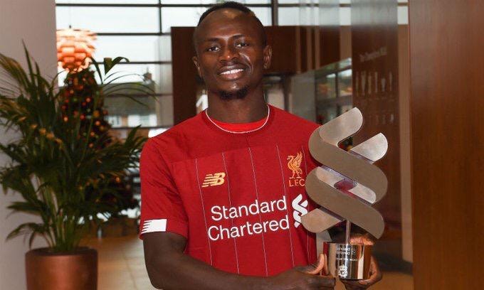 Liverpool : Élu meilleur joueur du mois de novembre Sadio Mané réagit ! - wiwsport