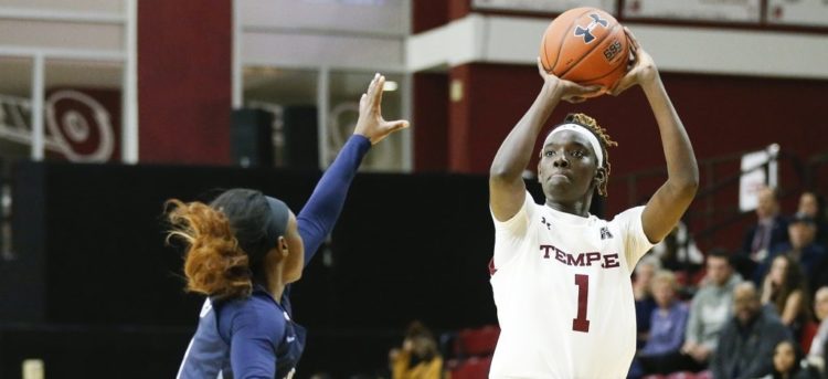 NCAAW : Léna Niang s’offre un double-double face à Cincinnati - wiwsport NCAAW : Léna Niang s’offre un double-double face à Cincinnati - wiwsport