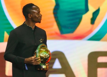 Un cadeau spécial Ballon d'Or pour Sadio Mané de la part de New Balance (Images) - wiwsport