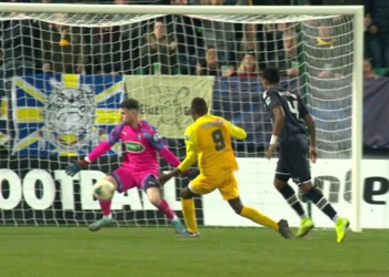 (Vidéo) Pau-Bordeaux : Incroyable ! Les sénégalais malmènent les Girondins, Name buteur, Sabaly décisif (45', 2-1) - wiwsport