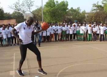 Burkina : Plus de 100 filles en stage d’initiation avec Astou Ndiaye - wiwsport
