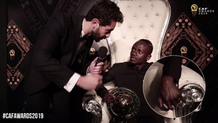 Vidéo - Regardez la réaction de Mané quand on lui dit que Liverpool va être champion - wiwsport Vidéo - Regardez la réaction de Mané quand on lui dit que Liverpool va être champion - wiwsport