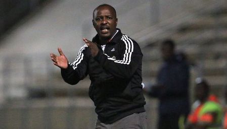 Elim Mondial 2022 : Bobby Samaria entraîneur de la Namibie "C'est un défi que nous devons relever sans pression" - wiwsport Elim Mondial 2022 : Bobby Samaria entraîneur de la Namibie "C'est un défi que nous devons relever sans pression" - wiwsport