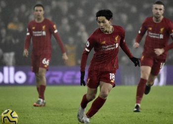 Liverpool : Minamino victime de l'égoïsme de Mouhamed Salah ? Les supporters critiquent le Pharaon - wiwsport
