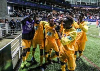 Coupe de France : le FC Pau porté par la colonie sénégalaise élimine Bordeaux - wiwsport