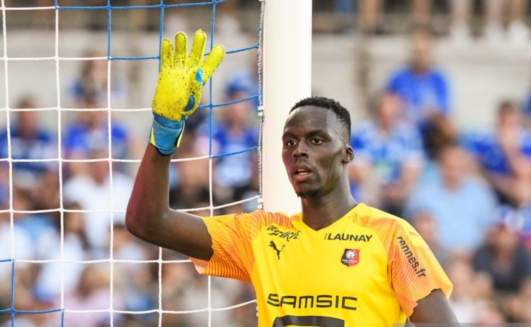 Rennes : Edouard Mendy incertain contre Nîmes - wiwsport Edouard Mendy of Rennes during the Ligue 1 match between Strasbourg and Rennes on August 25, 2019 in Strasbourg, France. (Photo by Sebastien Bozon/Icon Sport via Getty Images)