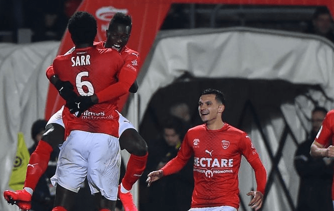 Nîmes - Moussa Koné sur sa relation avec Sidy Sarr : "C'était déjà comme ça en équipe nationale U20 ou à Dakar Sacré Coeur" - wiwsport