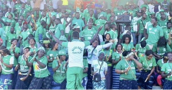 Incidents As Pikine-Casa: 23 blessés dont 13 filles du côté du Casa Sports ! - wiwsport Incidents As Pikine-Casa: 23 blessés dont 13 filles du côté du Casa Sports ! - wiwsport