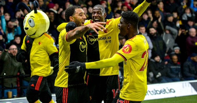 Watford - Ismaila Sarr adoubé par ses coéquipiers: "un transfert de 100 millions d'euros, un joueur de ligue des champions..." - wiwsport Watford - Ismaila Sarr adoubé par ses coéquipiers: "un transfert de 100 millions d'euros, un joueur de ligue des champions..." - wiwsport