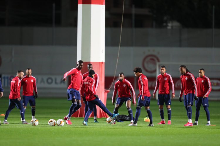 Europa League: Olympiakos dévoile son groupe face à Wolverhampton avec Cissé et Ba - wiwsport Europa League: Olympiakos dévoile son groupe face à Wolverhampton avec Cissé et Ba - wiwsport