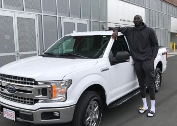 (Vidéo) La vie d'un géant : Tacko Fall dévoile son intimité ! - wiwsport