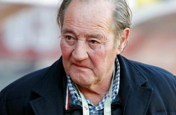 Un ancien président du Fc Lens s'investit dans un club Dakarois - wiwsport Un ancien président du Fc Lens s'investit dans un club Dakarois - wiwsport