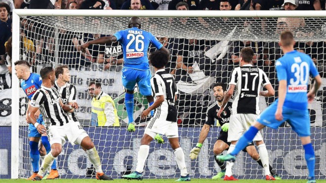 Throwback - 22 avril 2018: Naples punissait le Juventus avec une tête de Koulibaly - wiwsport Throwback - 22 avril 2018: Naples punissait le Juventus avec une tête de Koulibaly - wiwsport