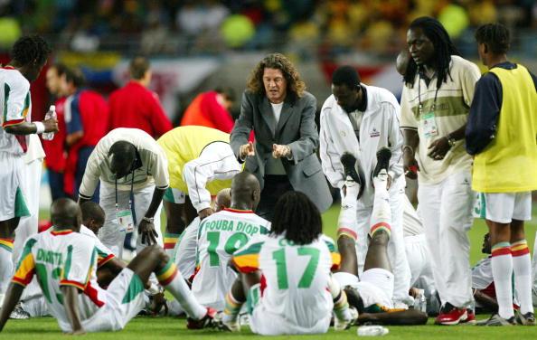 CM 2002- Sénégal vs France: Bruno Metsu à Moussa Ndiaye "Si Lizarazu centre 3 fois tu sors", à Henri Camara "tu ne joueras pas" - wiwsport
