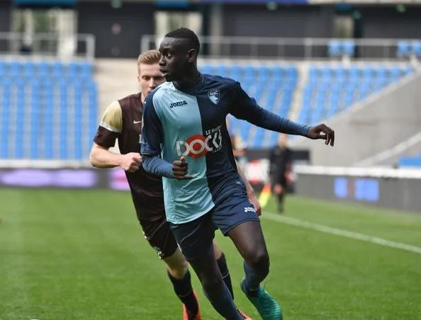 Arame Diop, maman de Samba décédé en 2018 : « Qu'on nous dise enfin la vérité » - wiwsport Arame Diop, maman de Samba décédé en 2018 : « Qu'on nous dise enfin la vérité » - wiwsport