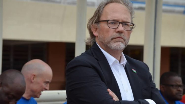 Éliminatoires CAN 2021, le sélectionneur de la Gambie propose qu'on qualifie les deux premiers de chaque groupe - wiwsport Éliminatoires CAN 2021, le sélectionneur de la Gambie propose qu'on qualifie les deux premiers de chaque groupe - wiwsport