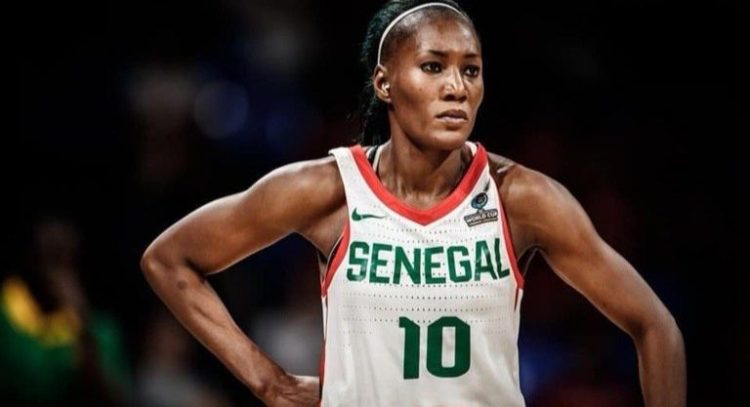 Absente de la présélection, Moustapha Gaye annonce la fin de la carrière internationale de Astou Traoré - wiwsport Absente de la présélection, Moustapha Gaye annonce la fin de la carrière internationale de Astou Traoré - wiwsport