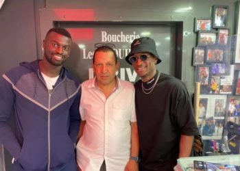OM - Mbaye Niang s’affiche avec Bouna Sarr - wiwsport