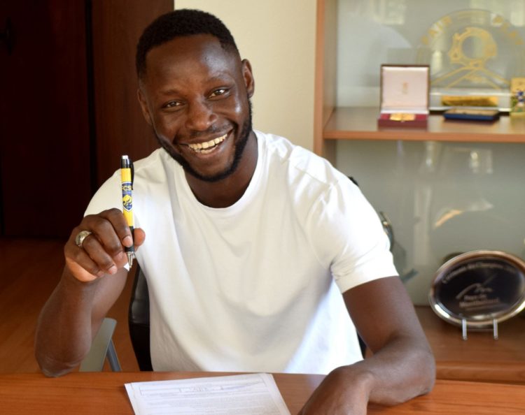 Officiel: Joseph Lopy s'engage avec le FC Sochaux pour trois ans - wiwsport Officiel: Joseph Lopy s'engage avec le FC Sochaux pour trois ans - wiwsport