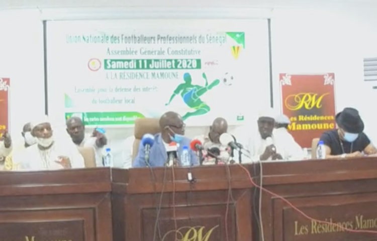 LIVE - Suivez l'AG du Syndicat des footballeurs professionnels du Sénégal ! - wiwsport