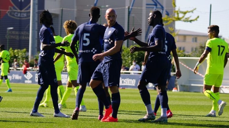 Ligue 2: Moustapha Name a disputé son premier match, victoire du Paris FC - wiwsport Ligue 2: Moustapha Name a disputé son premier match, victoire du Paris FC - wiwsport