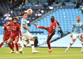  Man City écrase Liverpool de Mané à la mi-temps (3-0)