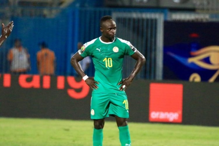 Leader technique ou leader mental? Sadio Mané tranche "Quand je joue au football, ce n’est pas pour crier sur mes partenaires ou sur l’arbitre" - wiwsport Leader technique ou leader mental? Sadio Mané tranche "Quand je joue au football, ce n’est pas pour crier sur mes partenaires ou sur l’arbitre" - wiwsport