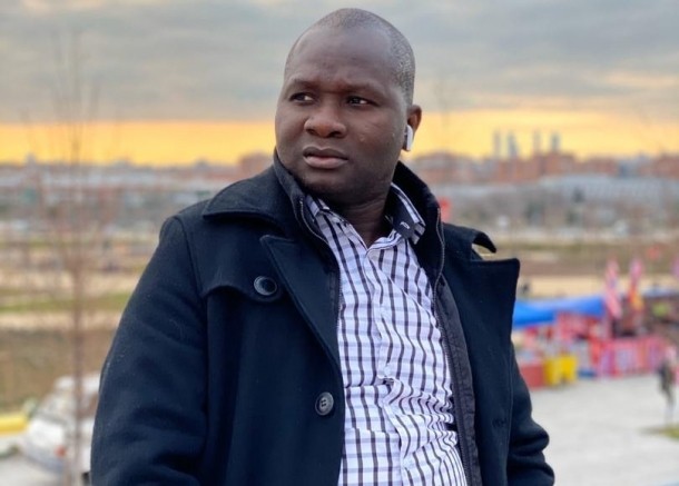 La FSF "menace" le journaliste Bakary Cissé et voudrait tracer ses appels téléphoniques ! - wiwsport La FSF "menace" le journaliste Bakary Cissé et voudrait tracer ses appels téléphoniques ! - wiwsport