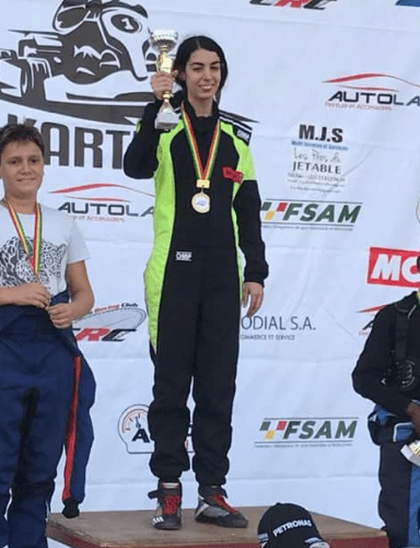 Sports mécaniques : 24e rallye 4L Trophy : la franco-sénégalaise Tess Sanchez va représenter le Sénégal ! - wiwsport Sports mécaniques : 24e rallye 4L Trophy : la franco-sénégalaise Tess Sanchez va représenter le Sénégal ! - wiwsport