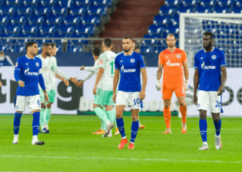 Bundesliga: Schalke 04 de Salif Sané perd encore (1-3)