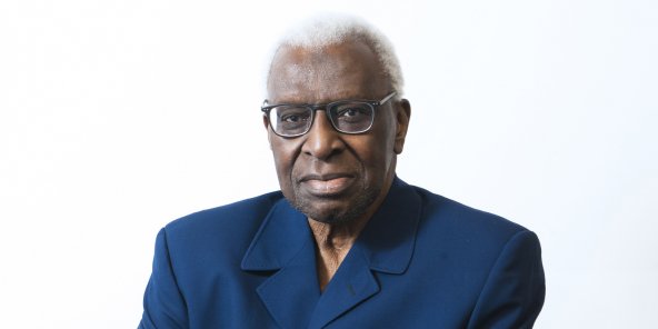 IAAF - Sous Lamine Diack en 15 ans, les recettes de télé et sponsoring sont passées à plus d'un milliard d'euros - wiwsport IAAF - Sous Lamine Diack en 15 ans, les recettes de télé et sponsoring sont passées à plus d'un milliard d'euros - wiwsport
