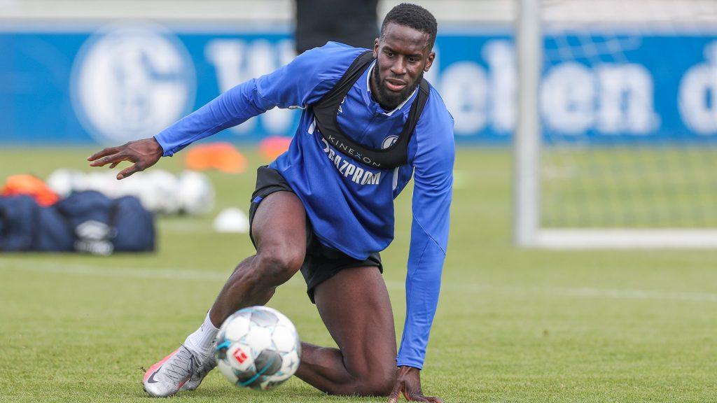 Bundesliga - Après 28 matchs sans victoire, Schalke de Salif Sané limoge son coach - wiwsport Bundesliga - Après 28 matchs sans victoire, Schalke de Salif Sané limoge son coach - wiwsport
