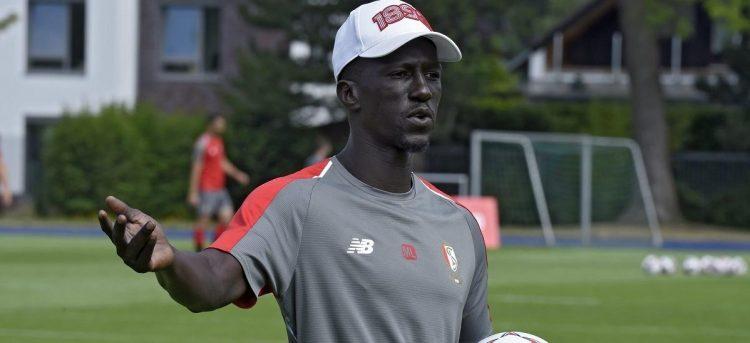 Belgique : L’arrivée de Mbaye Leye sur le banc de Standard se précise - wiwsport Belgique : L’arrivée de Mbaye Leye sur le banc de Standard se précise - wiwsport