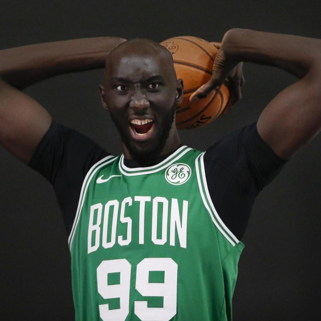 NBA : Boston fait enfin confiance à Tacko Fall - wiwsport NBA : Boston fait enfin confiance à Tacko Fall - wiwsport
