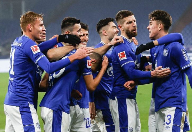 Bundesliga : Schalke de Salif Sané met fin à un an sans victoire et écrase Hoffenheim - wiwsport Bundesliga : Schalke de Salif Sané met fin à un an sans victoire et écrase Hoffenheim - wiwsport