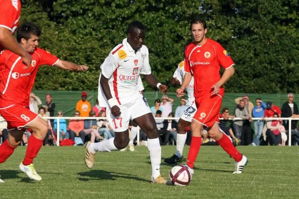 Mercato - L'ancien angevin, Pape Macou Sarr de retour à Jaraaf - wiwsport Pape MACOU SARR - 23.07.2011 - Brest / Velez Mostar - match de preparation -Plougonven, (Photo : Jp Tranvouez / Icon Sport via Getty Images)