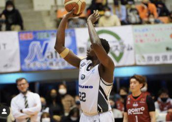 Double confrontation Nishinomiya-Ehime OV : Cheikh Mbodj score 39 points ! - wiwsport