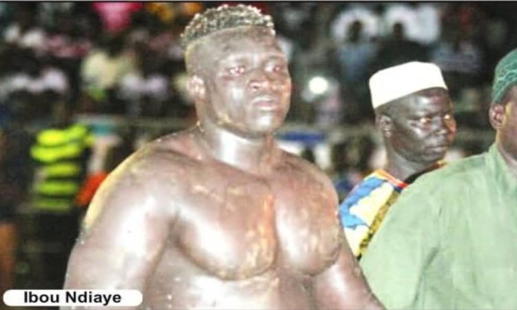 Ibou Ndiaye domine Franc en finale au terrain Galgui - wiwsport