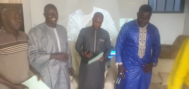 Images - Lutte : Le combat Alioune Sèye - Issa Pouye ficelé ! - wiwsport